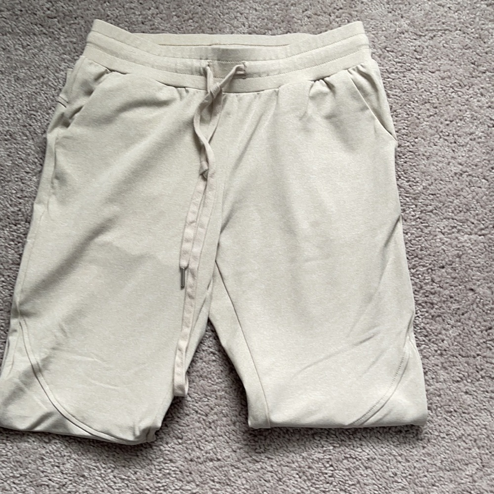 Joggers - Picture 3 of 5